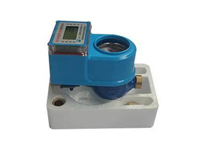 選擇多流束旋翼式水表時需考慮哪些因素？